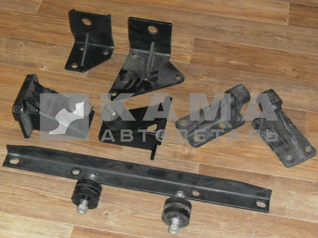 кронштейн двигателя (силового агрегата) двигателя КАММИНС 6ISBe КПП-9ст (к-т из 7наим)