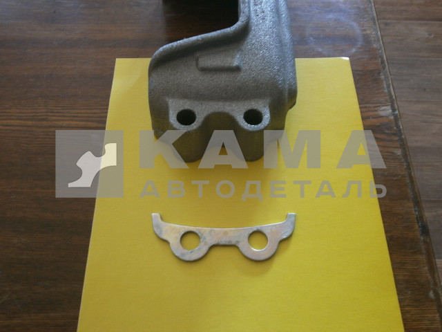 пластина (прокладка) на крон-йн задней опоры сил агрегата 5320-1001085