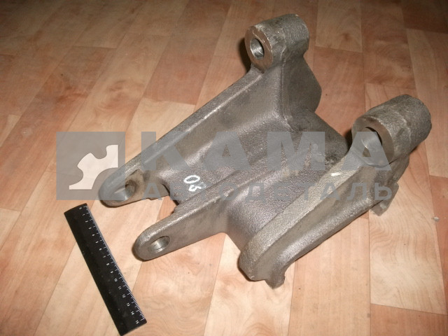 кронштейн реактивной штанги 6520-2919080-10