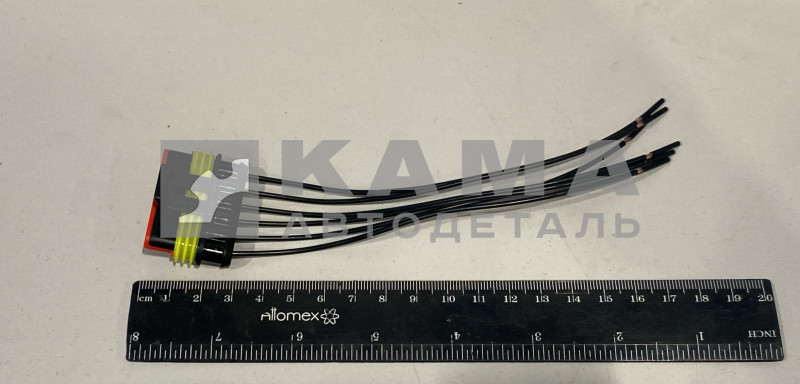 разъем на задние фонари ЕВРО (плоский, 6 конт.) КАМАЗ 5490 АМР 282090 (ЖНСК 434432-023/TDK22152090)