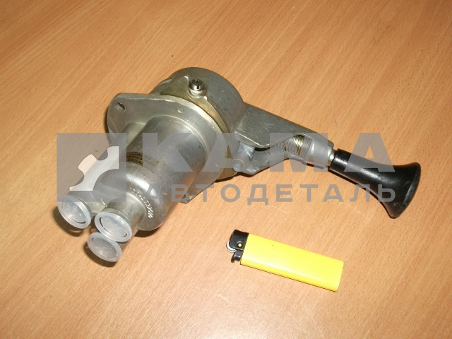 кран ручного (стояночного) тормоза 100.3537010 (3 вывода) Завод