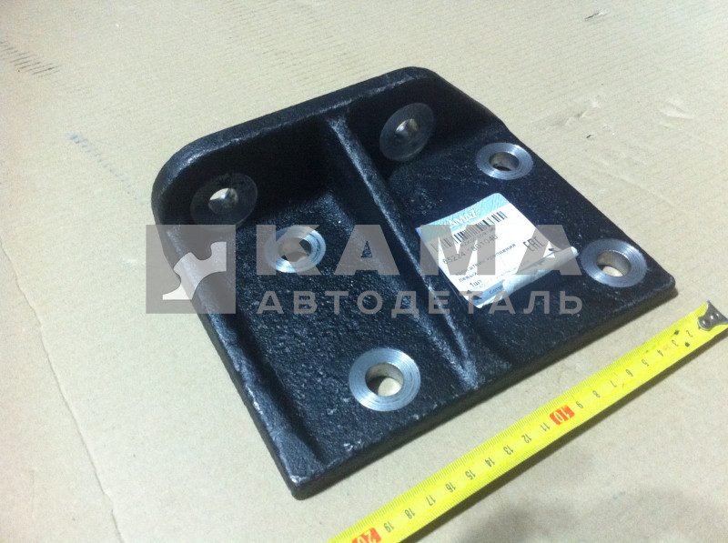 кронштейн РК подвески 65224-1801040 (левый, на саму РК)*