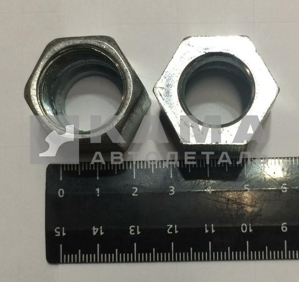 гайка воздушной трубки Д16 (М22, ключ 27) 864832