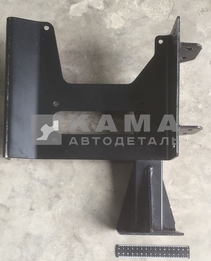 кронштейн щитка подножки 65115-8405031-30 левый (Рейсталинг)