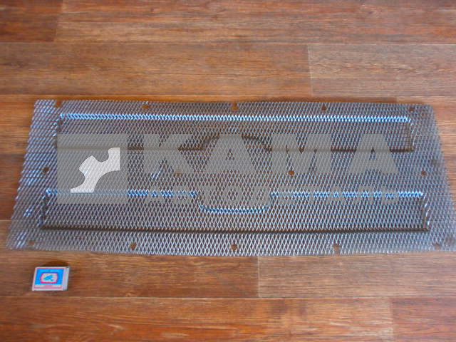 сетка капота кабины ЕВРО-Рейсталинг 63501-8401016 (на "решетку" радиатора)*