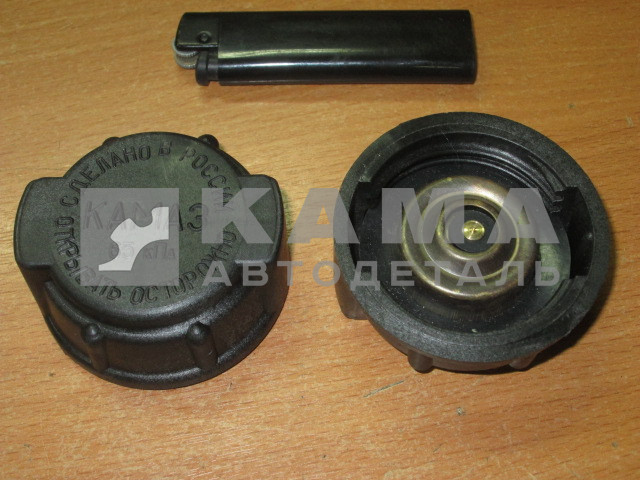 крышка расширит. бочка (завод"ТЕХФОРМ"-"ТЕХНОТРОН") 5320/6520-1311060 (пластмас. с клапаном)