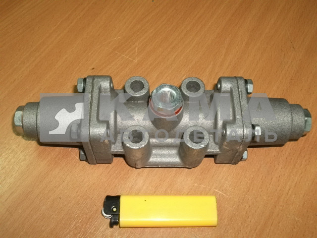 воздухораспределитель делителя 15.1772010 "ЗАВОД"