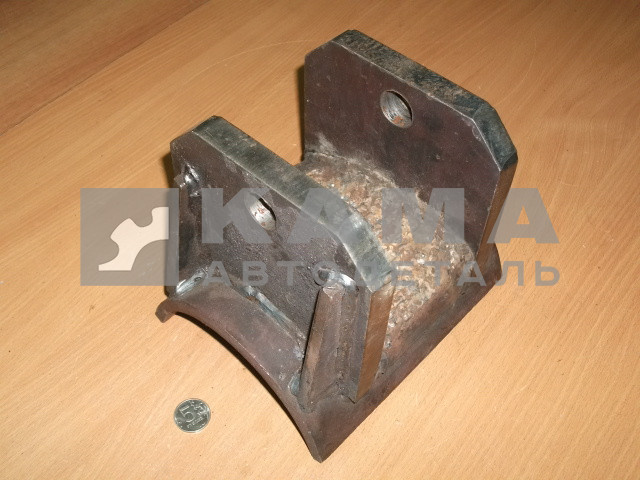 опора задней рессоры прицепа НЕФАЗ