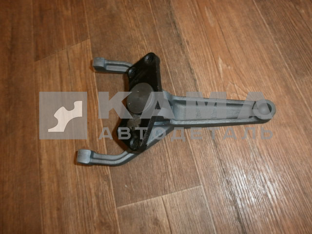 вилка выжимного подшипника 4308-1601010 в сб (КАМАЗ 4308)*