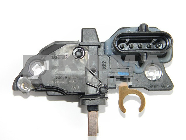 щеткодержатель генератора 0 124 655 005 (ан. F00M144119/F00MA45251/7.523055/ARB0297WA) (реле генератора/зарядки с щетками) возврату не подлежит