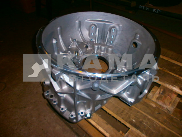 КПП ZF картер сцепления 1316 201 142 (16S/6S)