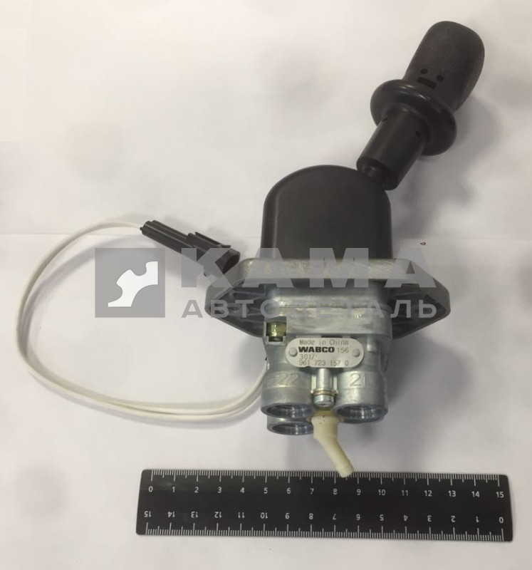 кран ручного (стояночного) тормоза ЕВРО WABCO 3 вывода (с датчиком) 9617231570 ОРИГИНАЛ