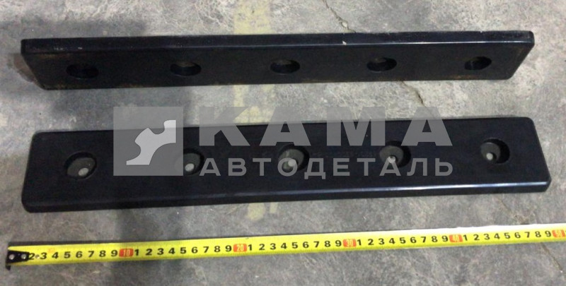 подушка кузова платформы (5 отверстий, узкая) 65201-8500400 (РТИ)