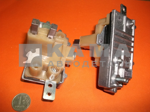 щеткодержатель генератора Г-6582 (4310 евро С реле) 6582.3771080 (реле генератора/зарядки с щетками)