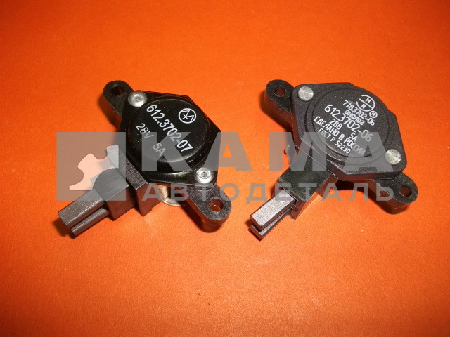 щеткодержатель генератора ЕВРО 612(778).3702-06 (аналог 88.3702) (реле генератора/зарядки интегральное с щетками)