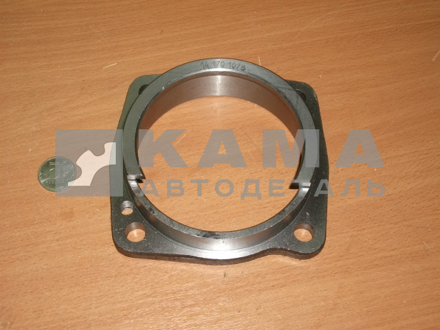 стакан КПП заднего подшипника промежуточного вала 14.1701078