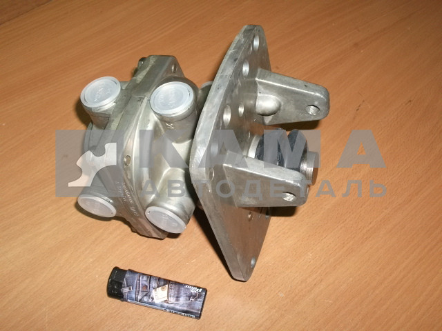 Главный Тормозной Кран (ГТК) ЕВРО 100/11/8648-3514108-10 БЕЗ педали (Полтава/Рославль) (кран двухсекционный)