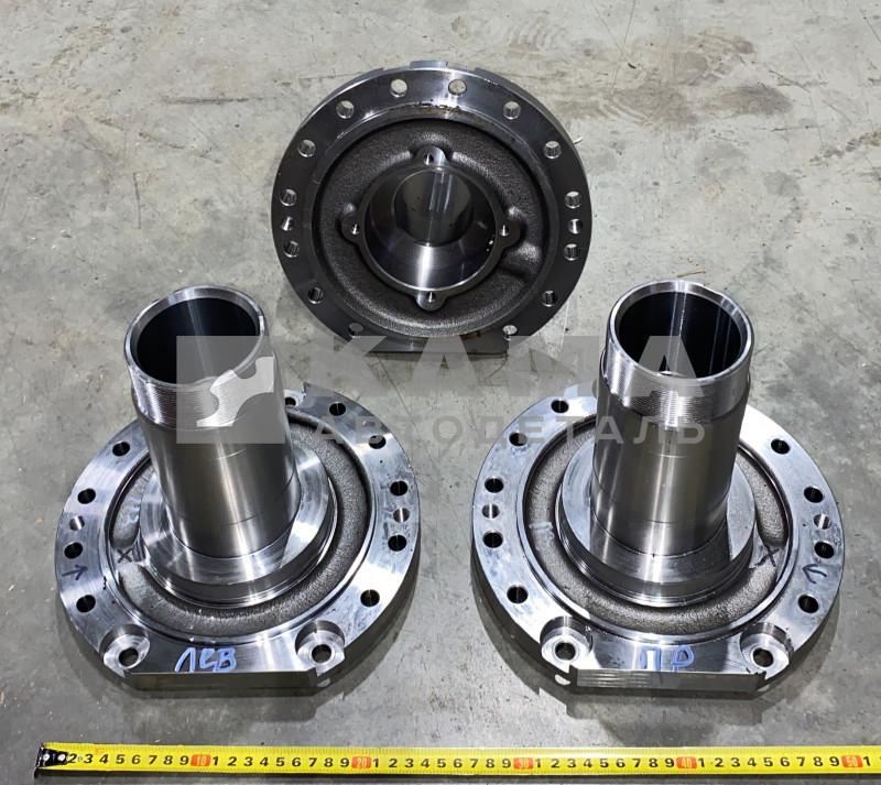 Цапфа поворот. кулака Перед./Зад. моста Левая 43114-2304085 голая ЕВРО*