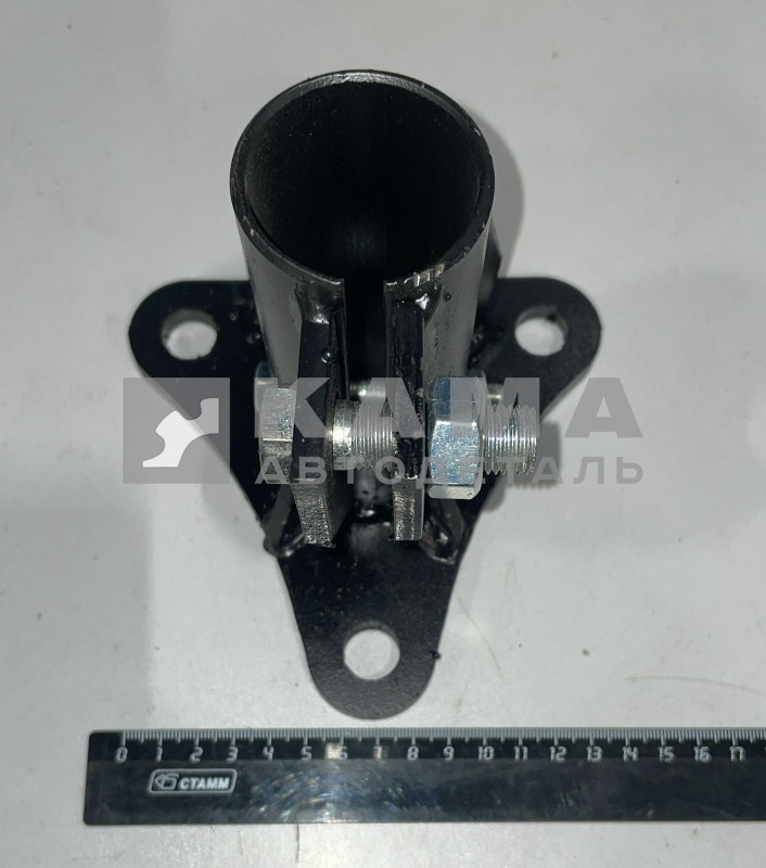 кронштейн крыла металл. 5410-8404151 ЭКОНОМ (под трубу крепление на 3 болта, хомут)