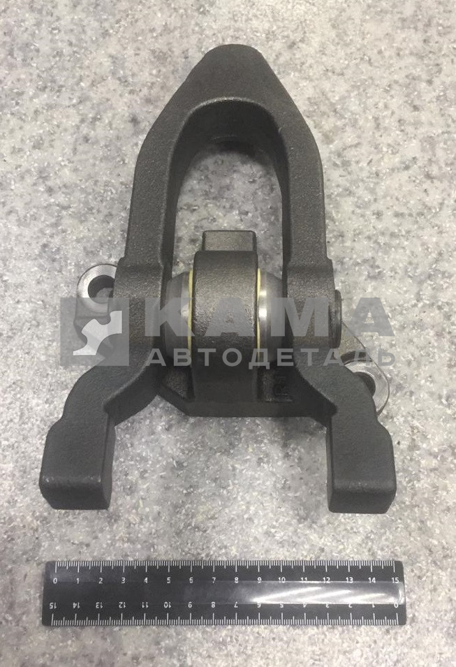 вилка выжимного подшипника КПП-ZF 16S всборе 1315 268 017 (+кроншт.+подшип.)