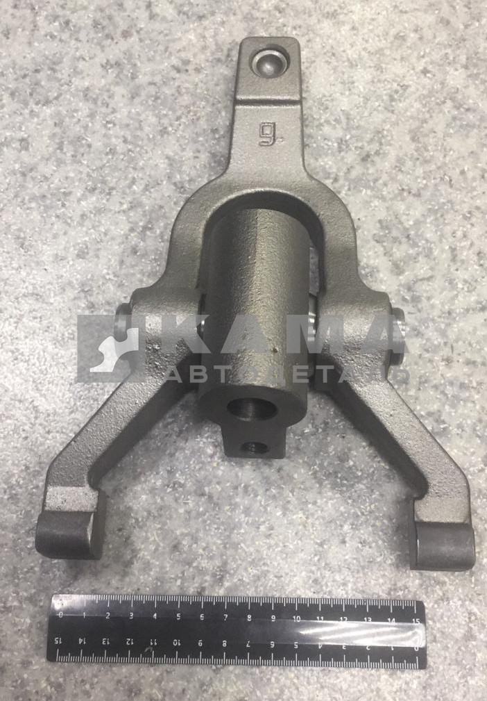 вилка выжимного подшипника КПП-ZF 9S в сборе 6060206006 (кроншт.+подшип.)