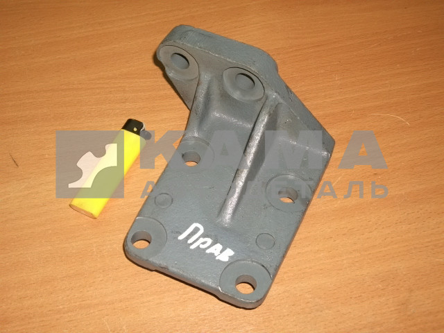 кронштейн двигателя передней опоры (на блок) стар.обр. Правый 5320-1001014