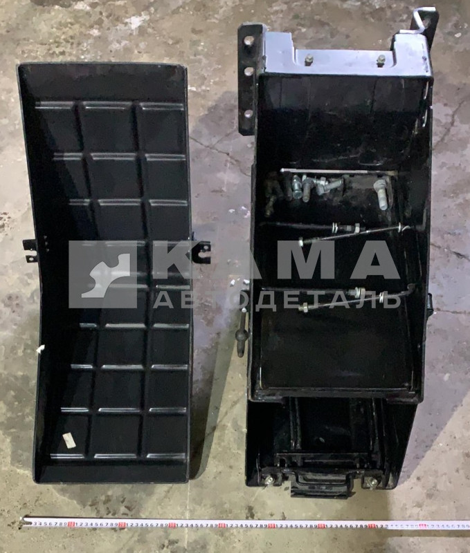 гнездо аккумуляторных батарей евро (двухуровневое) 6540-3703050