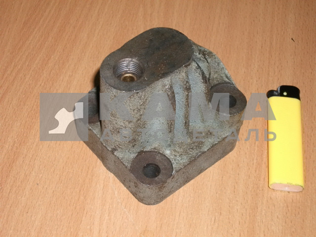 крышка насоса ГУР задняя (чугун, с клапаном)