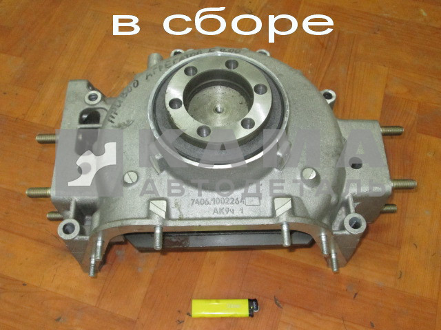 крышка блока передняя(привод агрегатов) 7406.1005500 в сборе