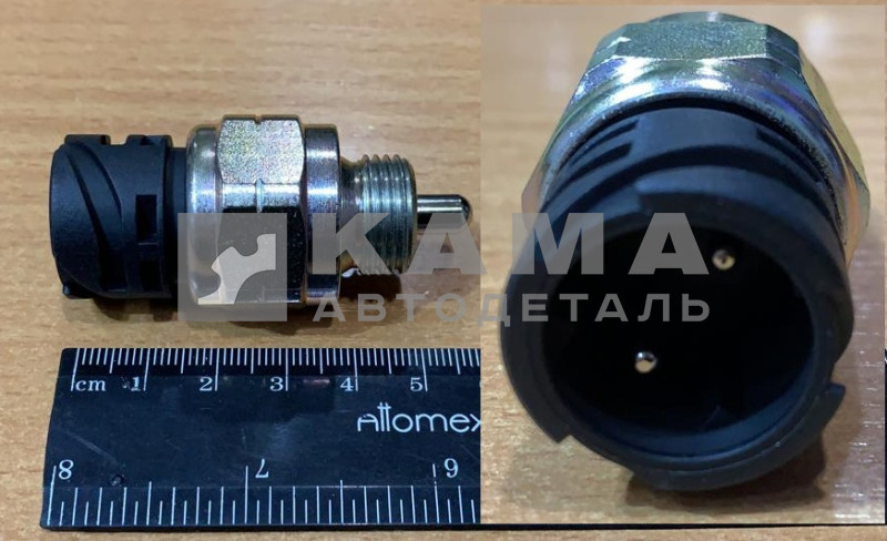 датчик кпп ZF 0501 212 606 (S111392/BK9000156/094210) давления М18х1,5 (ИМПОРТ)
