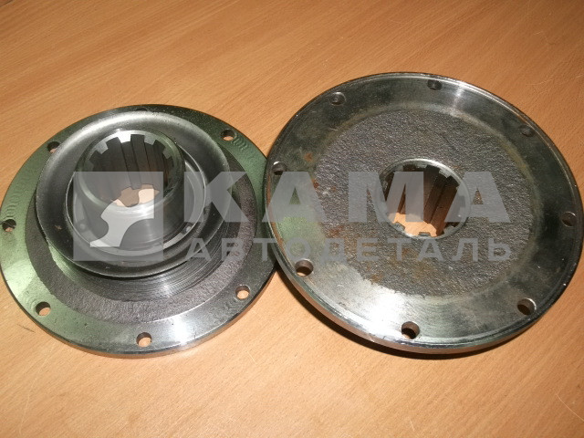 флянец Редуктора 4310-037 КРУГлый, 8отв. (С пыльником) 4310-2506037 (4310-1802198)