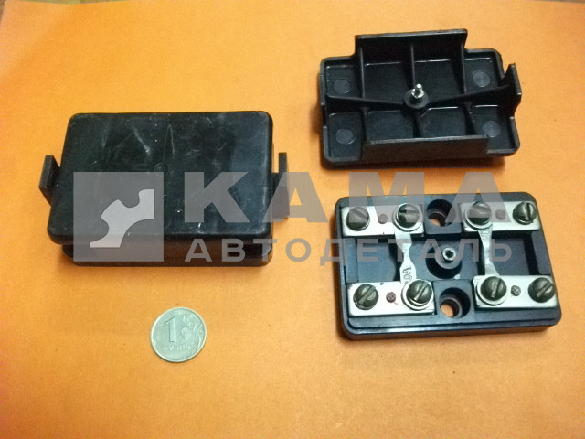 блок предохранителей 111.3722 (плавкие предохранители 30А;60А) (ПР-111) (4 573 731 679)
