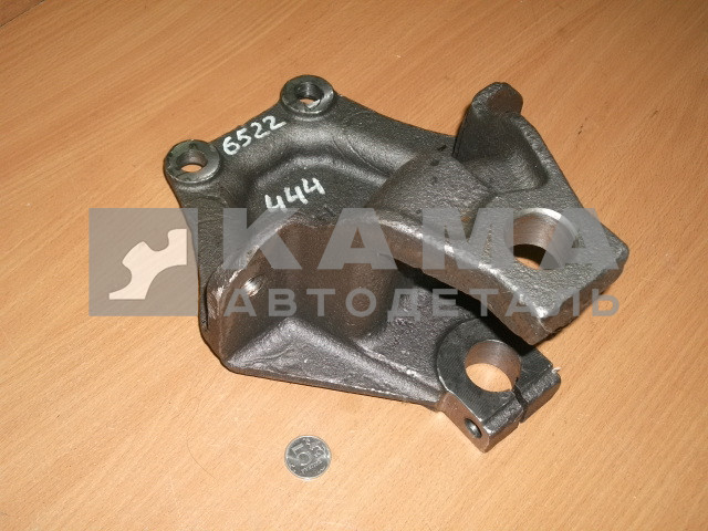 кронштейн рессоры передней 6522-2902444 (передний, правый, малый)*