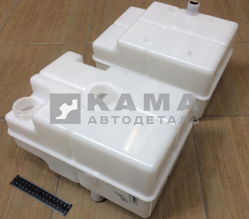 бачок расширительный ЕВРО 6520-1311010 голый (квадратный, пластмасс.) ЗАВОД