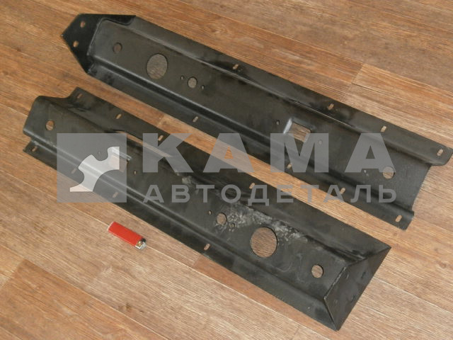 кронштейн задних фонарей 5511-3716018/20 (к-т прав+левый)