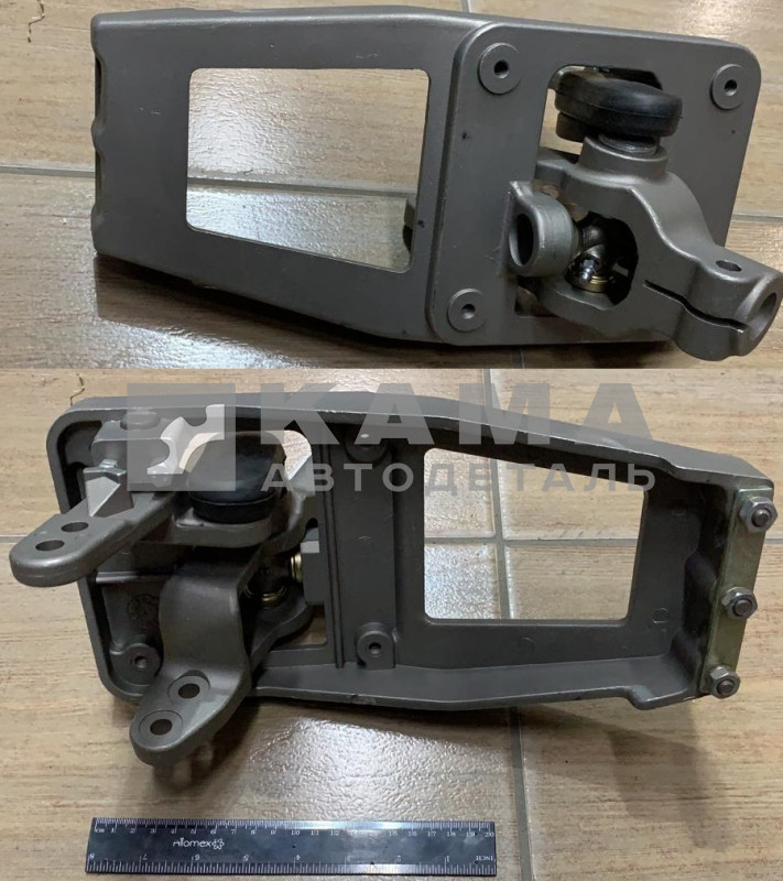 кронштейн кулисы (опора рычага) КПП евро 37.1703270 (транслятор 209270, МК-8, ZF)