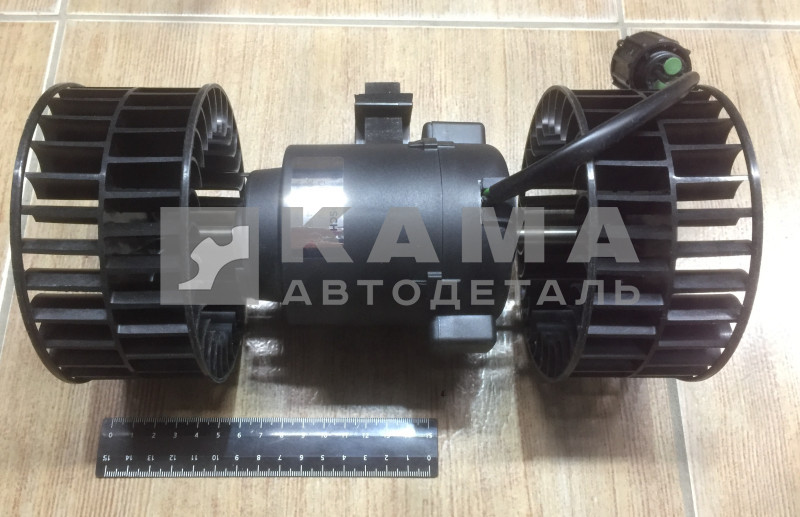 мотор отопителя Scania в сборе с крыльчаткой BOSCH 0 130 111 184