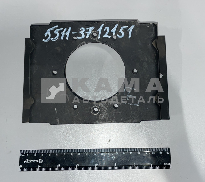 кронштейн переднего фонаря 5511-3712151*