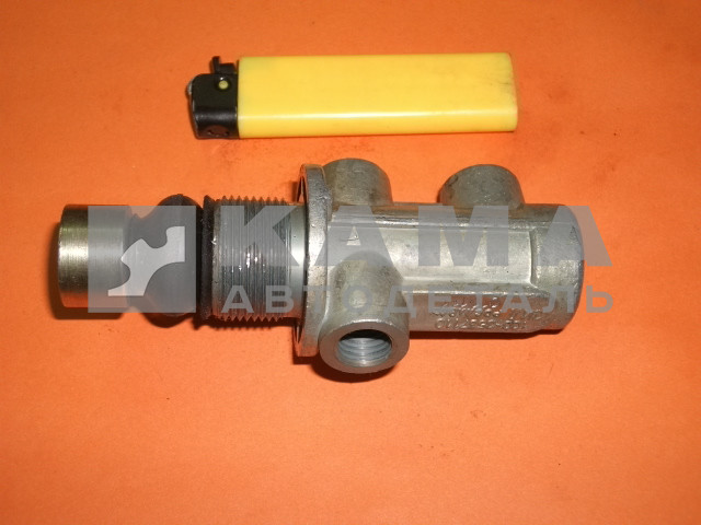 кнопка воздушная (3 вывода) горного тормоза (кран аварийного растормаживания) 100.3537110 (ЗАВОД)