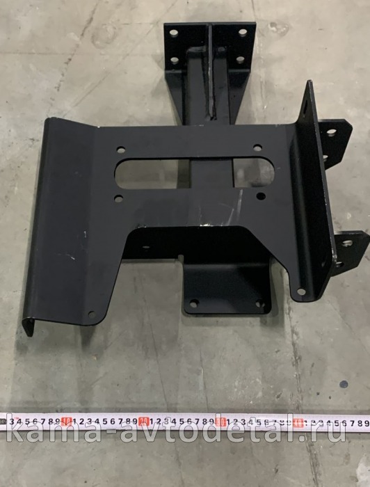 кронштейн щитка подножки 6520-8405030-30 правый* 6520-8405030-30