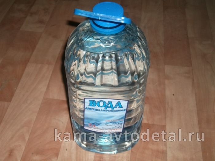 вода дистиллированная 5л. 