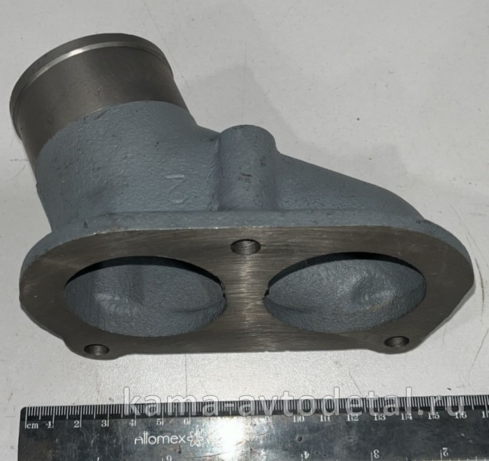 патрубок водяной коробки ЕВРО 7406.1303130-20 (чугун.) 7406.1303130-20