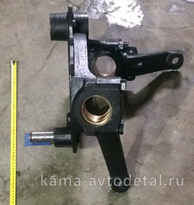 кулак поворотный ПРАВЫЙ в сб. (без цапфы, КАМАЗ-65222,6522) 633.2-02.10.00 МАДАРА 633.2-02.10.00