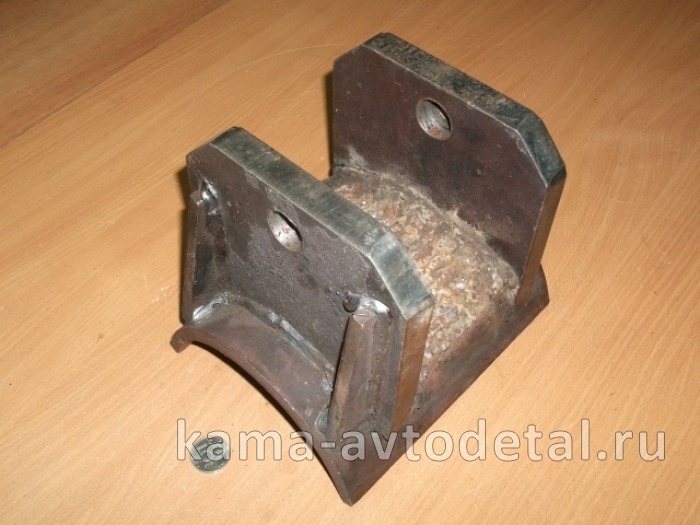 опора задней рессоры прицепа НЕФАЗ опора задней рессоры прицепа НЕФАЗ