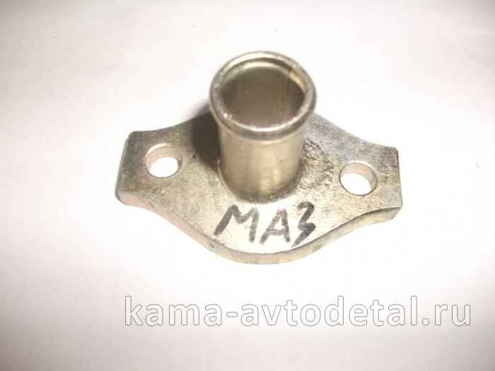 штуцер водяной на блок двигателя МАЗ железный под шланг Д16 (ромб поменьше) 