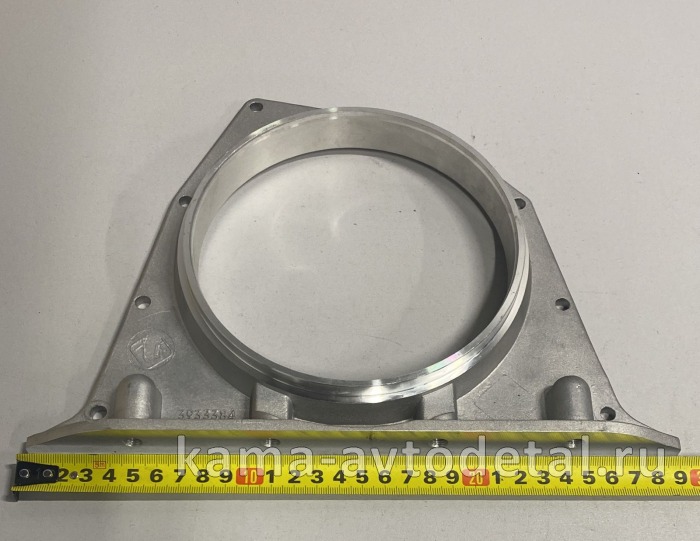 крышка сальника заднего КАММИНС ISLe,L 3933384 (3357700/5266599/3907535/3921042) 3933384
