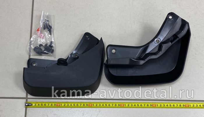 VAG комплект задних брызговиков 83A075106 83A075106