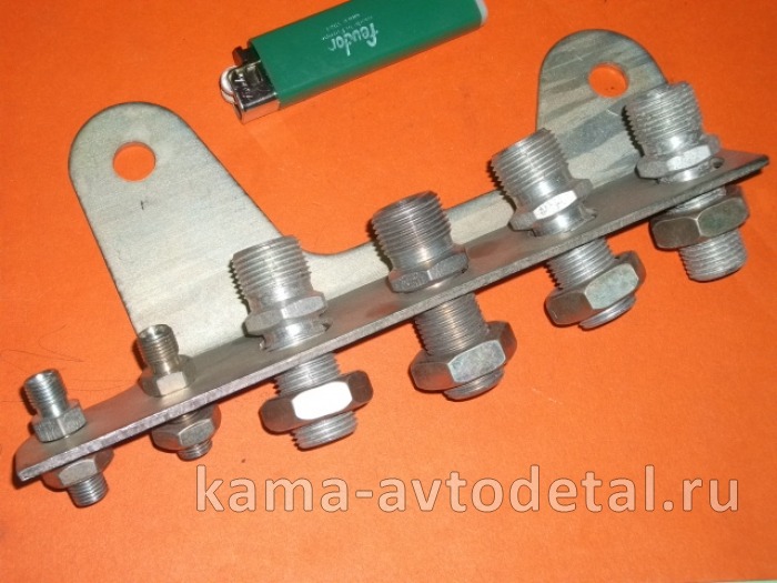 гребенка под кабину в сборе (со штуцерами) 