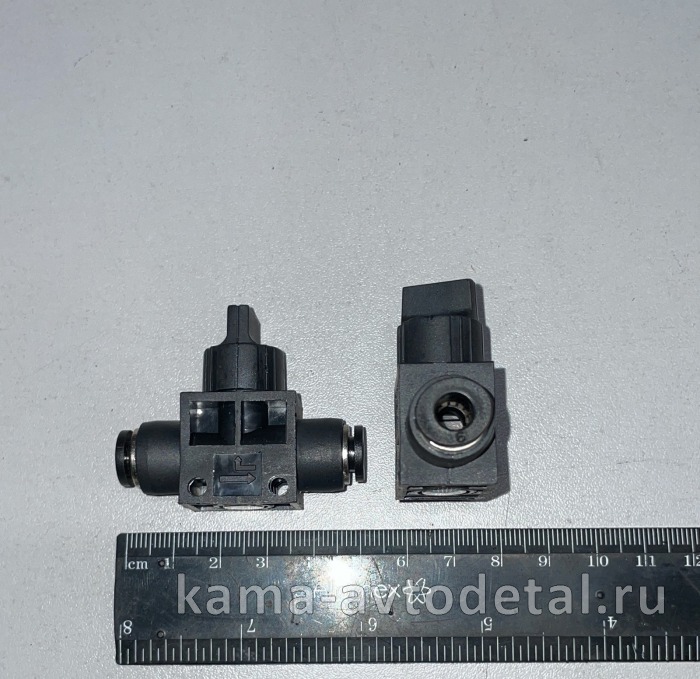 фитинг Пластмасс. Прямой Д 6 с краном 0041 фитинг Пластмасс. Прямой Д 6 с краном 0041