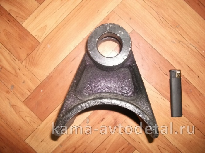 кронштейн реактивной штанги п/прицепа 9730-2919080 нижн НЕФАЗ низкий литой 9730-2919080